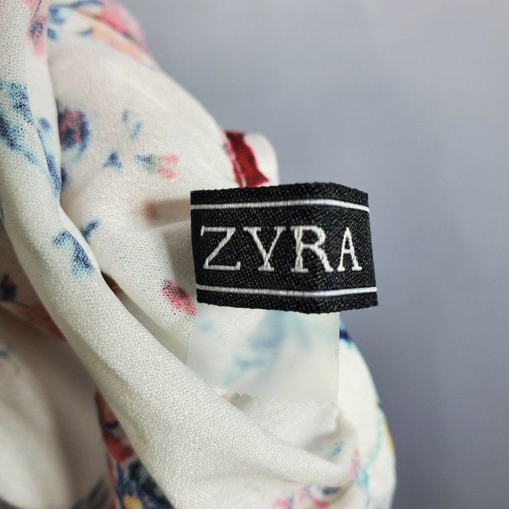 Zyra Halter-Style, Cold Shouldered Floral Top With Sleeves - Picture 12 of 13
